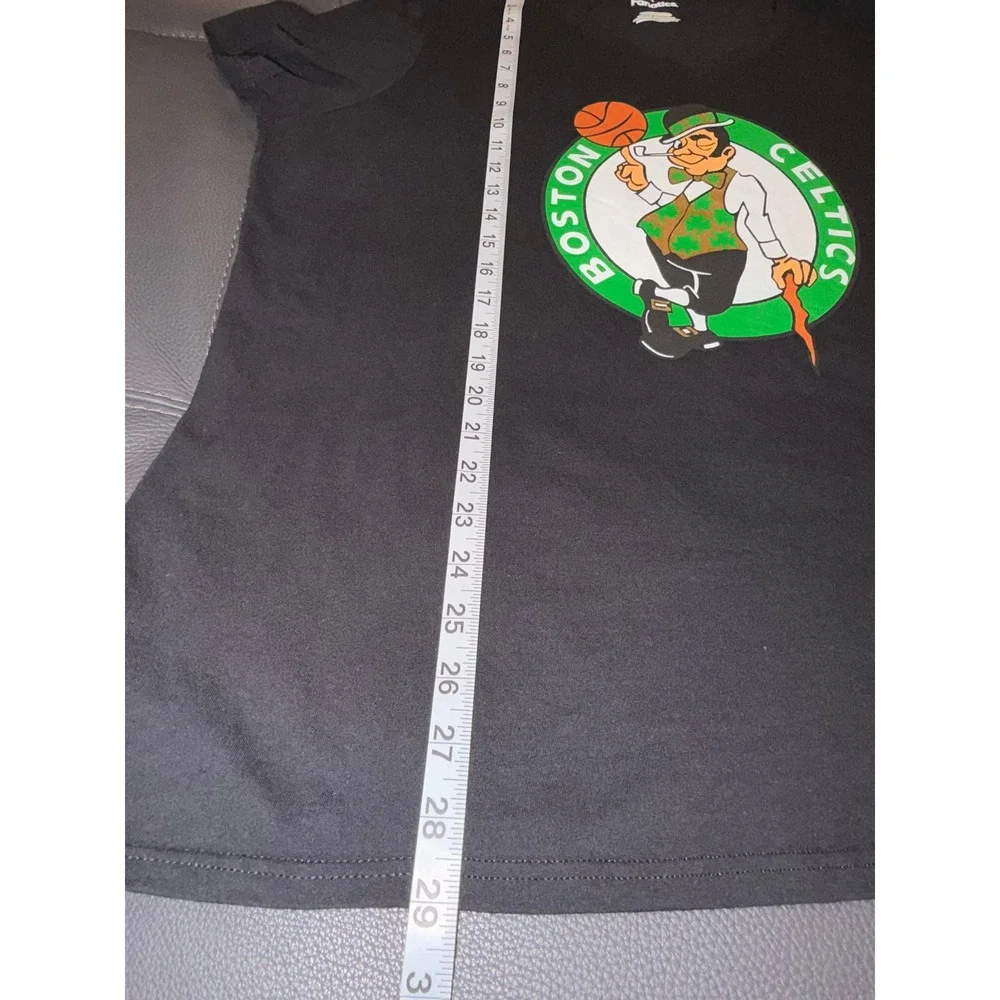 Fanatics Boston Celtics V-Neck Graphic Tee Black Short Sleeve Women 2XL
